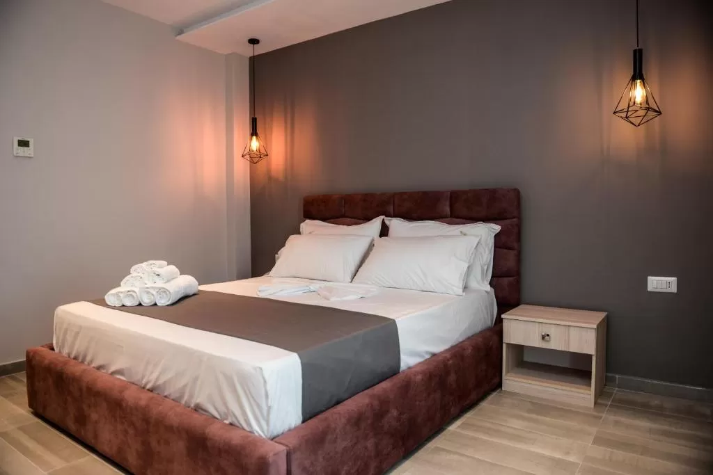 Brilliant Hotel STD DBL 2.jpg